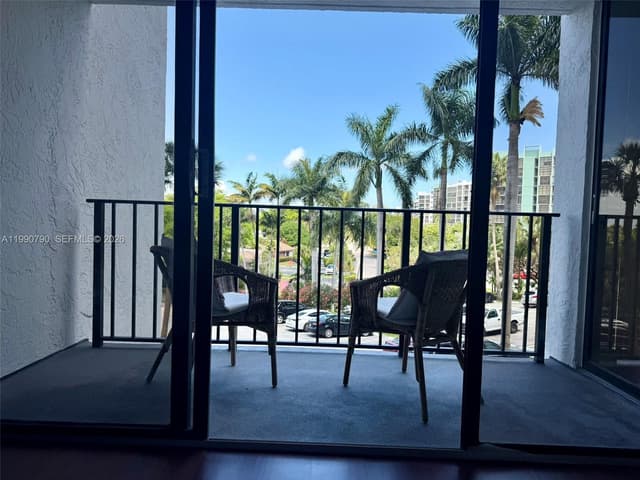 200 Leslie Dr # 425, Hallandale Beach FL 33009 - Hallandale Beach, FL - Photo 6