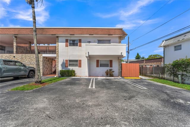 321 SW 1st Ct # 4, Pompano Beach FL 33060 - Pompano Beach, FL - Photo 4