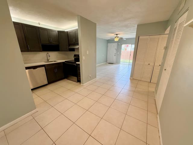 3253 NW 104th Avenue # 3253, Coral Springs FL 33065 - Coral Springs, FL - Photo 5