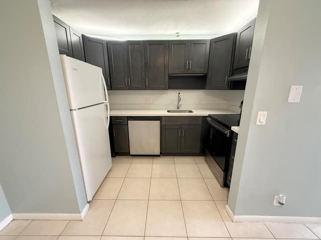 3253 NW 104th Avenue # 3253, Coral Springs FL 33065 - Coral Springs, FL - Photo 4