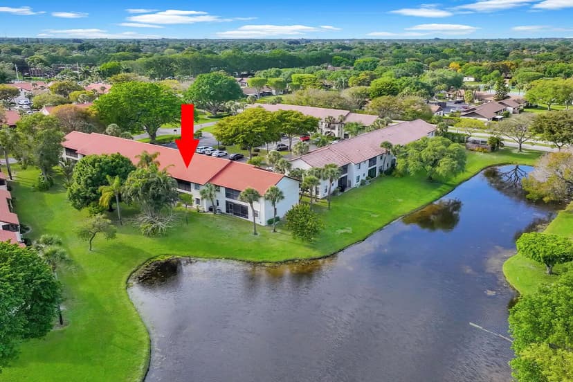 3 Vía De Casas Sur # 102, Boynton Beach FL 33426