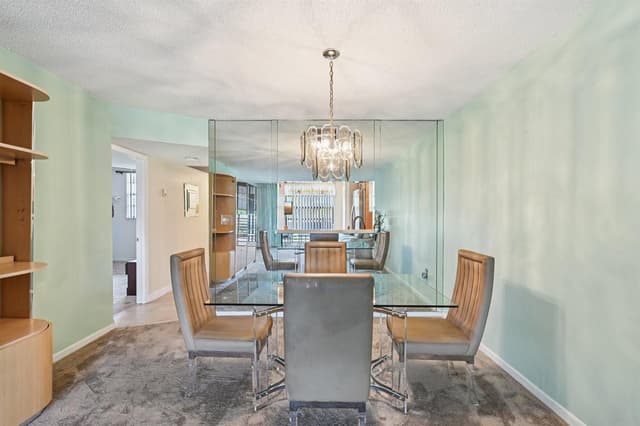 1101 Colony Point Circle # 404, Pembroke Pines FL 33026 - Pembroke Pines, FL - Photo 5