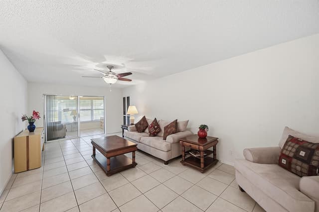 14589 Canalview Drive # B, Delray Beach FL 33484 - Delray Beach, FL - Photo 4