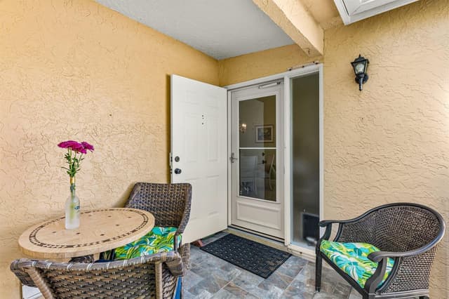 501 Waterside Drive, Hypoluxo FL 33462 - Hypoluxo, FL - Photo 2