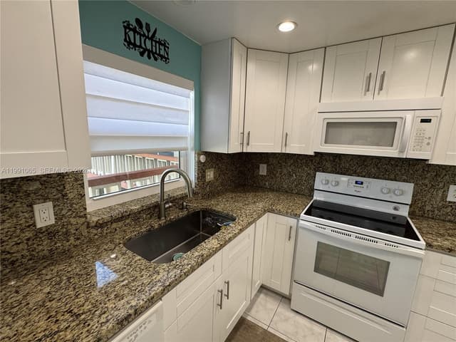 5300 Washington St # V407, Hollywood FL 33021 - Hollywood, FL - Photo 5