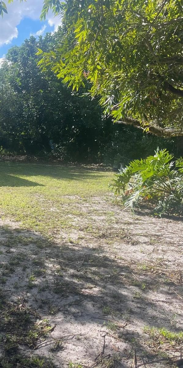 2424 Monroe Street, Hollywood FL 33020
