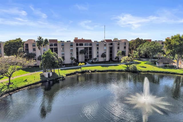 2455 Lindell Boulevard # 3305, Delray Beach FL 33444 - Delray Beach, FL - Photo 3