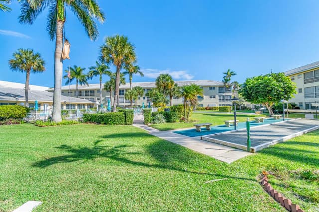 1951 NE 39th Street # 131, Lighthouse Point FL 33064 - Lighthouse Point, FL - Photo 4