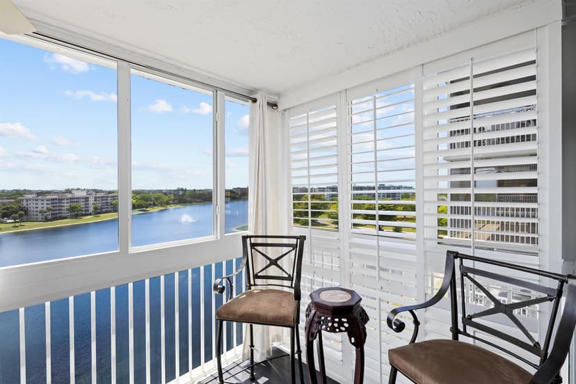 2900 N Course Drive # 909, Pompano Beach FL 33069