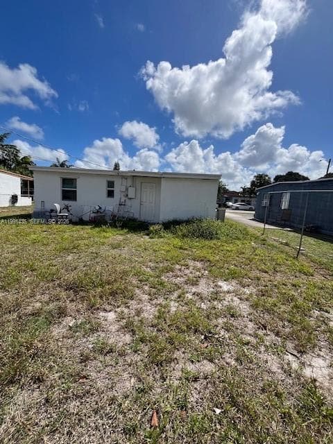 2305 NW 13 CT, Fort Lauderdale FL 33311 - Fort Lauderdale, FL - Photo 2