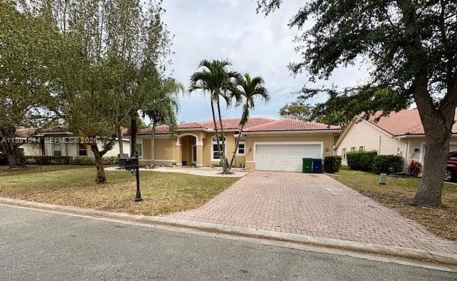 10261 NW 54th Pl, Coral Springs FL 33076 - Coral Springs, FL - Photo 2