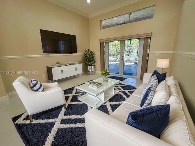 10261 NW 54th Pl, Coral Springs FL 33076 - Coral Springs, FL - Photo 4