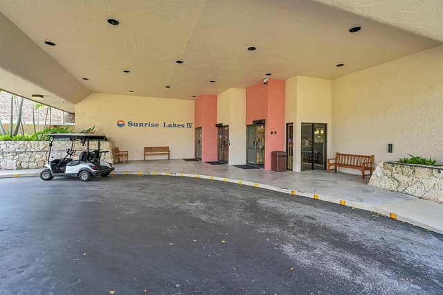 10434 Sunrise Lakes Boulevard # 206, Sunrise FL 33322 - Sunrise, FL - Photo 2