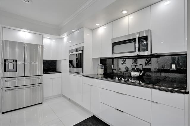 4100 Bayview Dr, Fort Lauderdale FL 33308 - Fort Lauderdale, FL - Photo 6