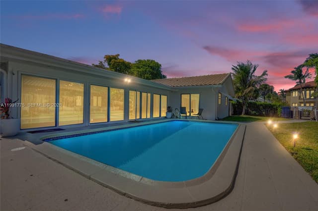 4100 Bayview Dr, Fort Lauderdale FL 33308 - Fort Lauderdale, FL - Photo 3