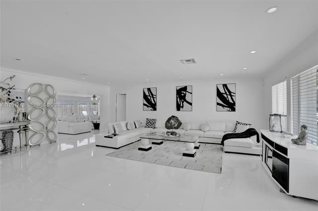 4100 Bayview Dr, Fort Lauderdale FL 33308 - Fort Lauderdale, FL - Photo 4