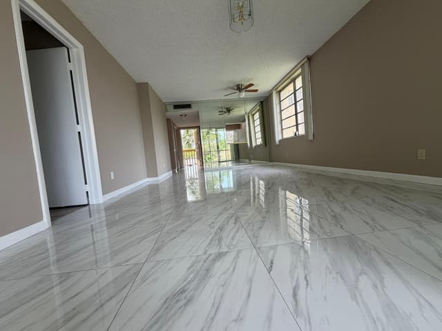 5750 NW 64th Avenue # 201, Tamarac FL 33319 - Tamarac, FL - Photo 6