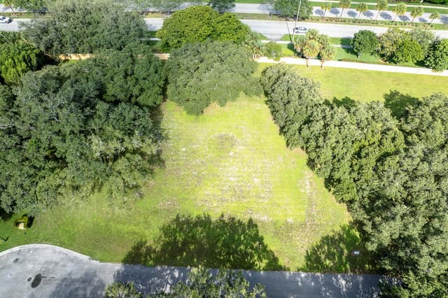 9900 Winding Rdg Lane, Davie FL 33324 - Davie, FL - Photo 3