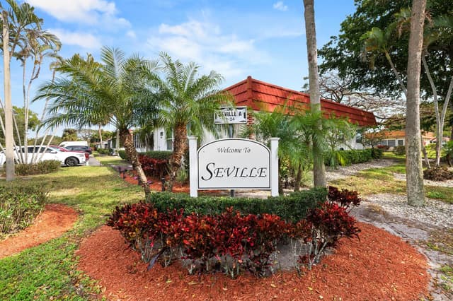 4 Seville Terrace # 4, Delray Beach FL 33446 - Delray Beach, FL - Photo 2