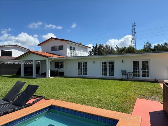18400 NW 78th Ave, Hialeah FL 33015 - Hialeah, FL - Photo 5