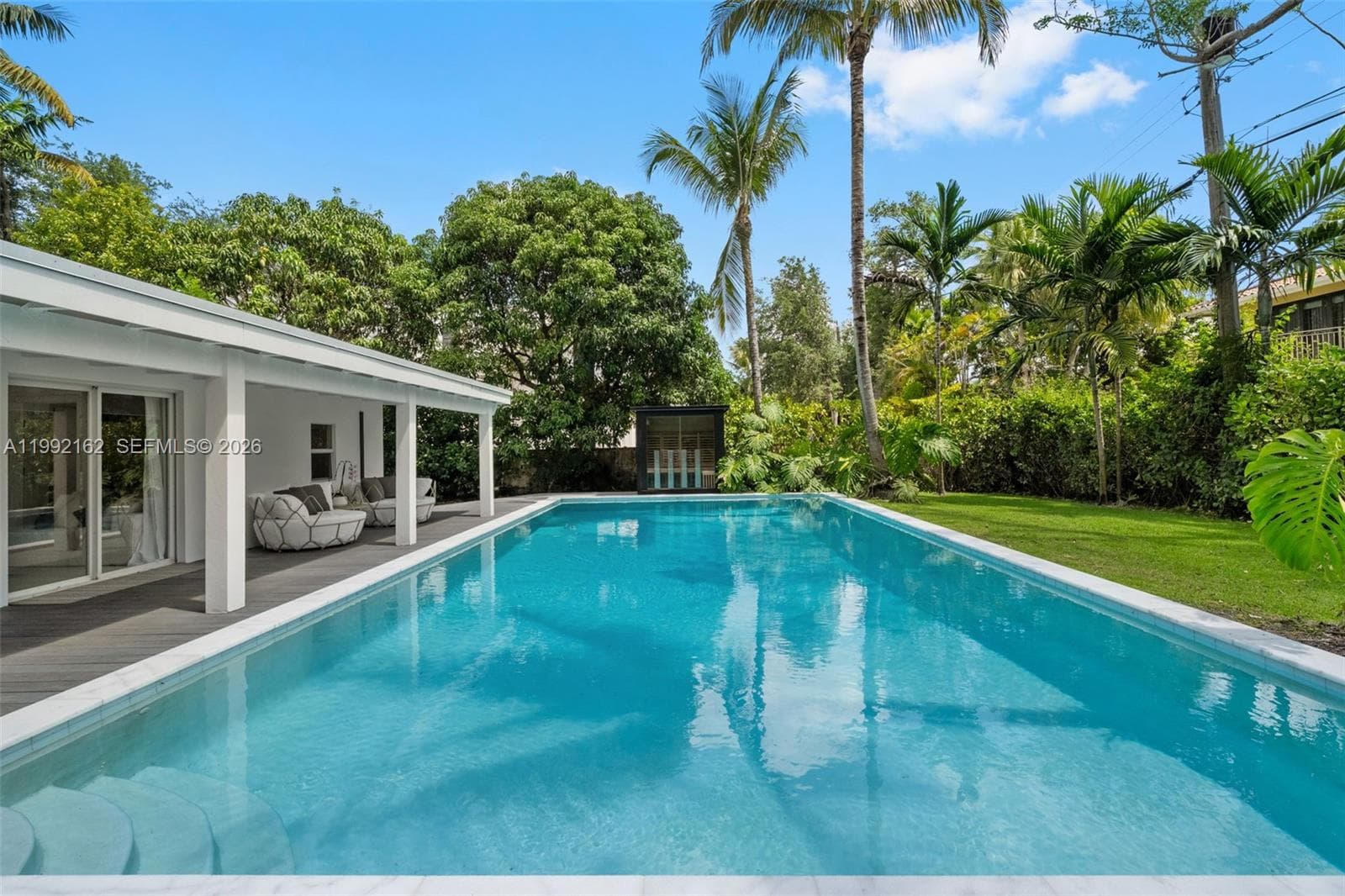 7531 SW 52nd Ct, Miami FL 33143