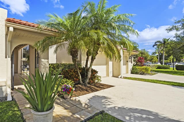 819 Windermere Way, Palm Beach Gardens FL 33418 - Palm Beach Gardens, FL - Photo 3