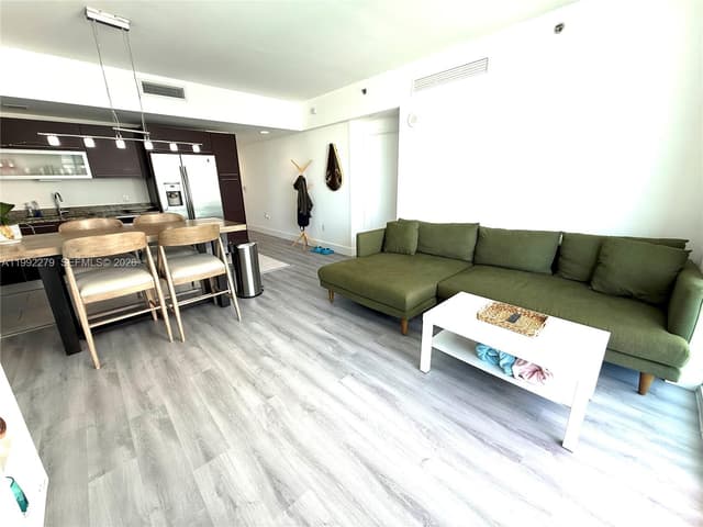 950 Brickell Bay Dr # 2706, Miami FL 33131 - Miami, FL - Photo 6