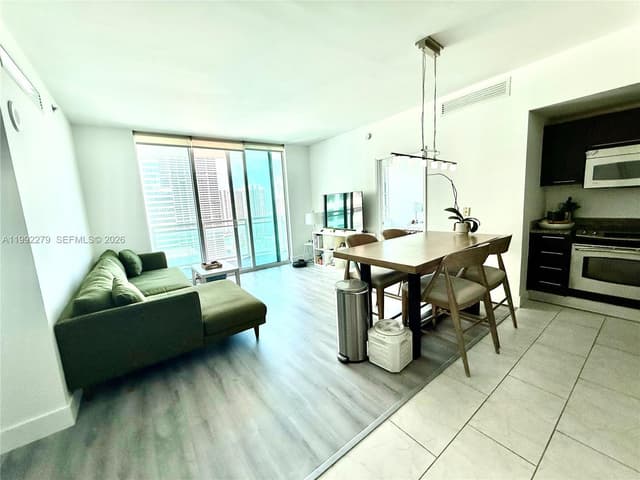 950 Brickell Bay Dr # 2706, Miami FL 33131 - Miami, FL - Photo 5
