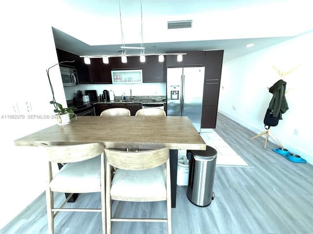950 Brickell Bay Dr # 2706, Miami FL 33131 - Miami, FL - Photo 4