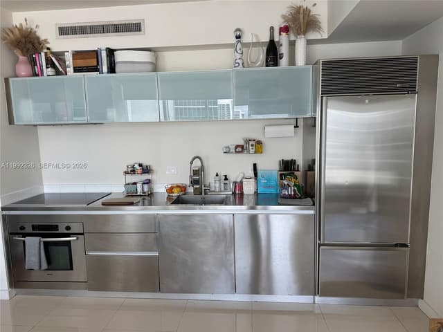 1040 Biscayne Blvd # 2605, Miami FL 33132 - Miami, FL - Photo 4