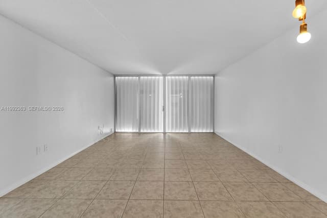 18011 Biscayne Blvd # 903, Aventura FL 33160 - Aventura, FL - Photo 5