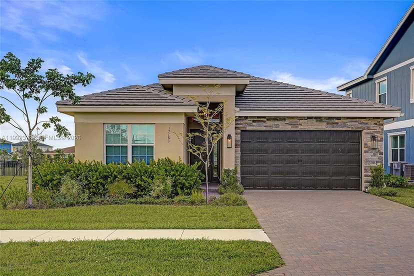 17183 Tawny Owl Trl, Loxahatchee FL 33470