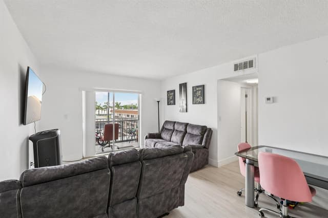 1735 NE 164th Street # 304, North Miami Beach FL 33162 - North Miami Beach, FL - Photo 3