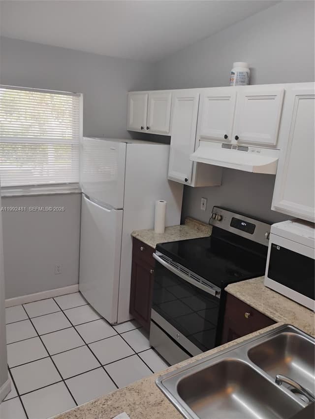 3748 NW 91st Ln # 3748, Sunrise FL 33351 - Sunrise, FL - Photo 6