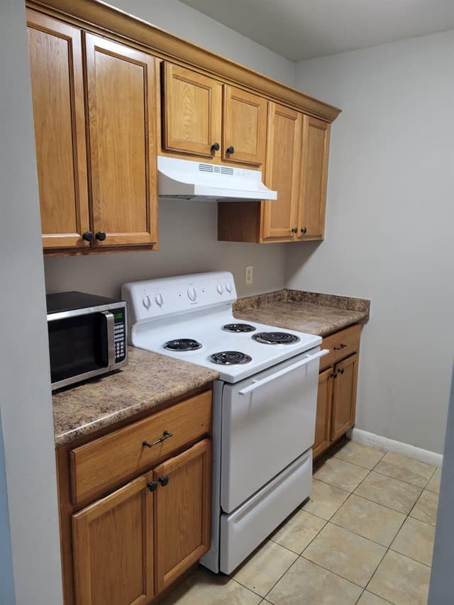 2303 S Federal Highway # 19, Boynton Beach FL 33435 - Boynton Beach, FL - Photo 2