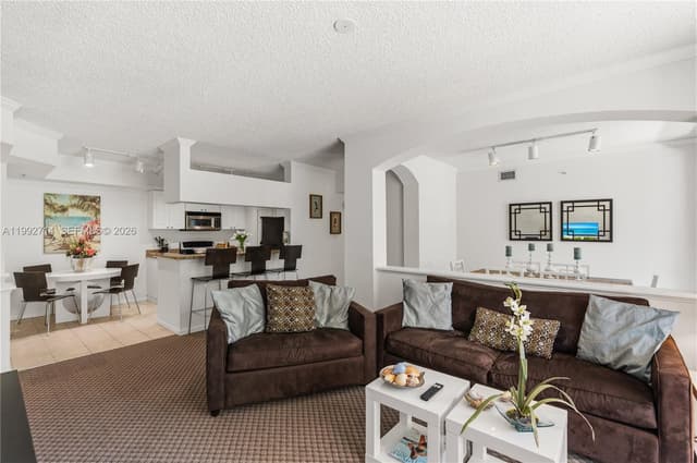 17100 N Bay Rd # 1301, Sunny Isles Beach FL 33160 - Sunny Isles Beach, FL - Photo 2