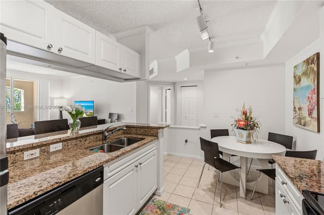 17100 N Bay Rd # 1301, Sunny Isles Beach FL 33160 - Sunny Isles Beach, FL - Photo 5