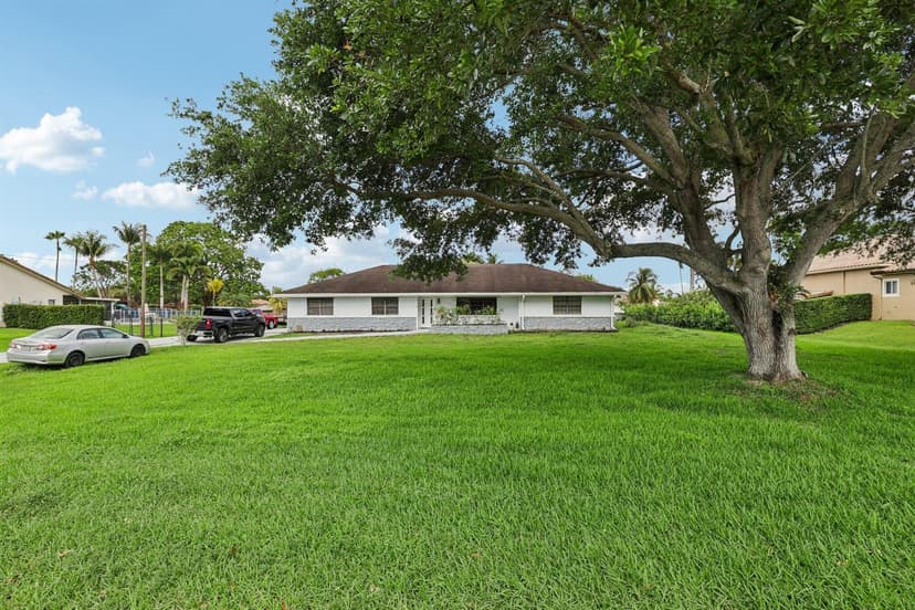 2940 SW 156th Avenue, Davie FL 33331