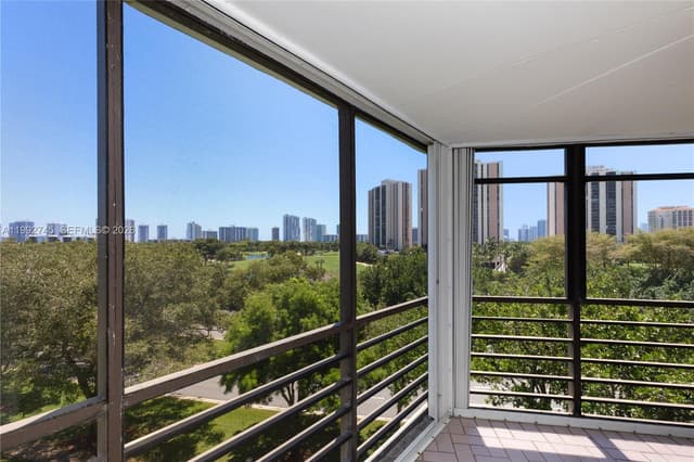 20400 W Country Club Dr # 605, Aventura FL 33180 - Aventura, FL - Photo 7