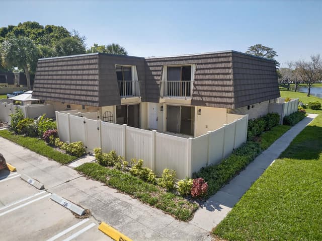 7811 78th Way, West Palm Beach FL 33407 - West Palm Beach, FL - Photo 3