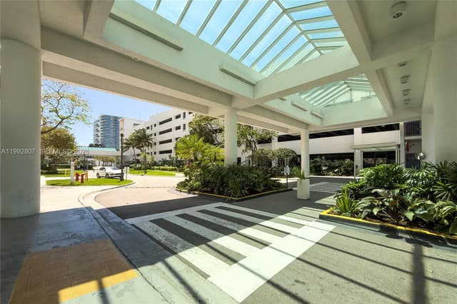 15051 Royal Oaks Ln # 2103, North Miami FL 33181 - North Miami, FL - Photo 7