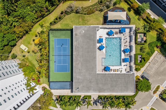 15051 Royal Oaks Ln # 2103, North Miami FL 33181 - North Miami, FL - Photo 5