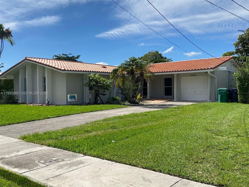 20020 Bel Aire Dr, Cutler Bay FL 33189