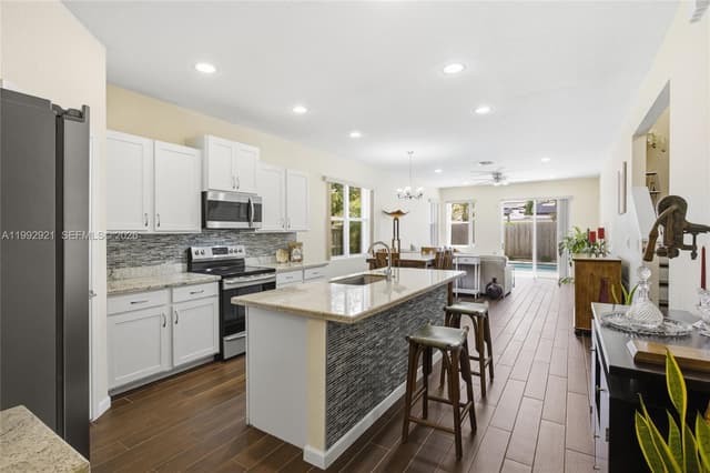 27603 SW 133rd Ave, Homestead FL 33032 - Homestead, FL - Photo 4