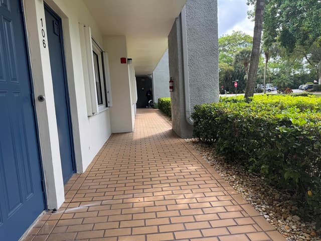 4832 Esedra Court # 106, Lake Worth FL 33467 - Lake Worth, FL - Photo 7