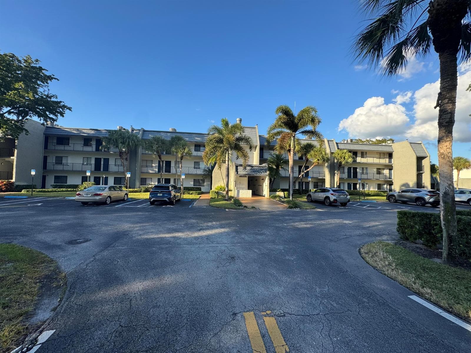 4832 Esedra Court # 106, Lake Worth FL 33467 - Lake Worth, FL - Photo 1