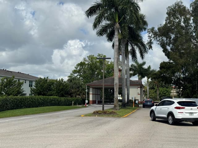 4832 Esedra Court # 106, Lake Worth FL 33467 - Lake Worth, FL - Photo 4