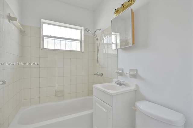 724 NW 6th St, Hallandale Beach FL 33009 - Hallandale Beach, FL - Photo 6
