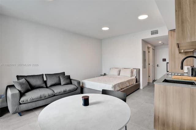 121 NE 5th Street # 1404, Miami FL 33132 - Miami, FL - Photo 5