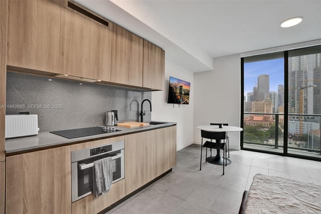 121 NE 5th Street # 1404, Miami FL 33132 - Miami, FL - Photo 4